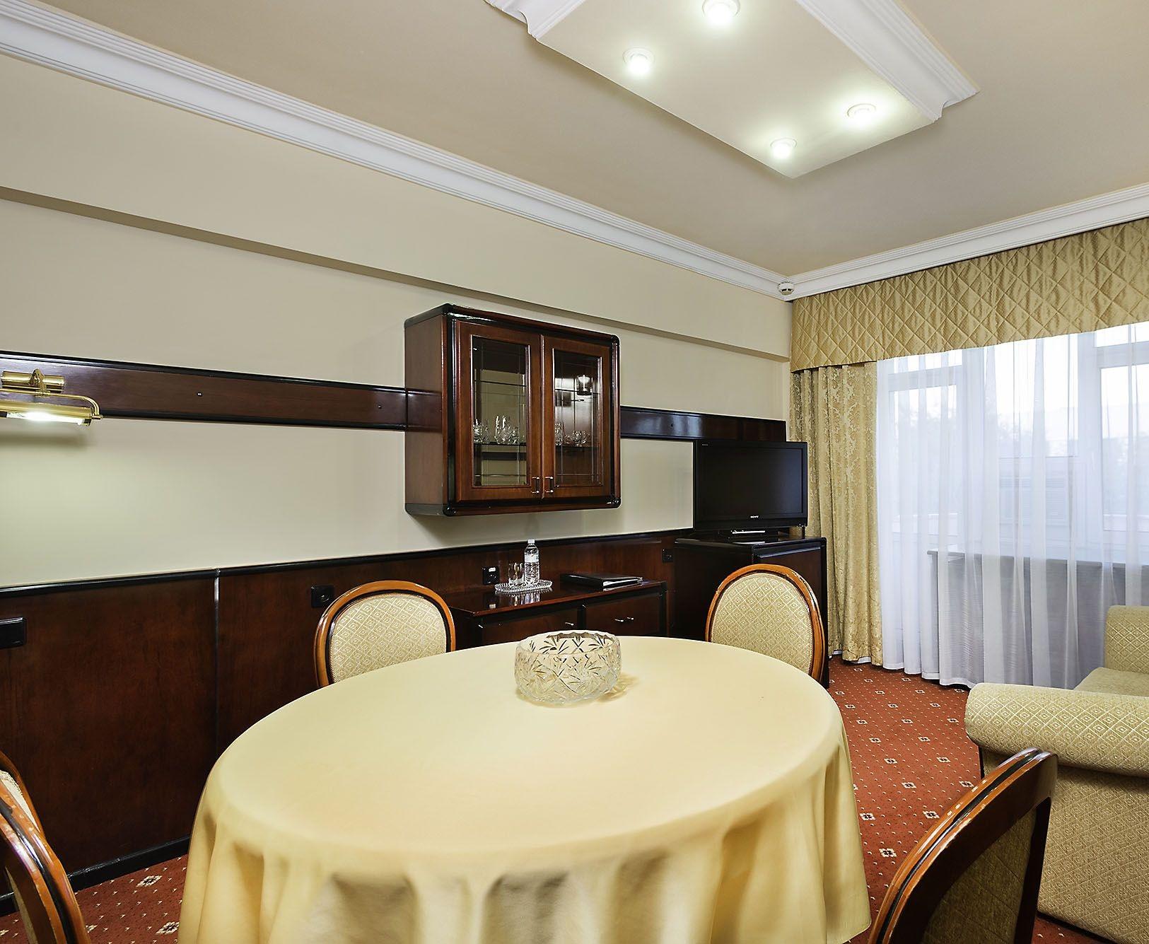 Hotel Otrar Almaty Exterior foto