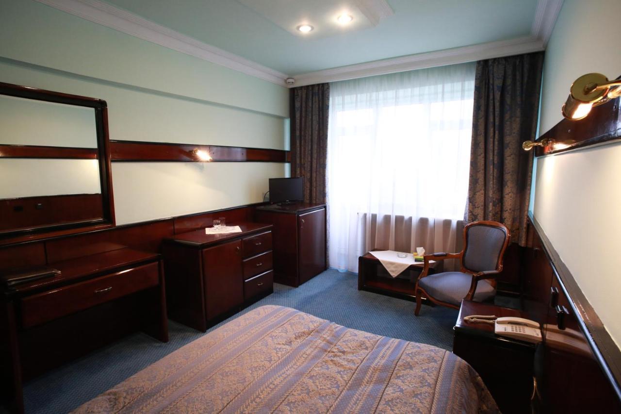 Hotel Otrar Almaty Exterior foto